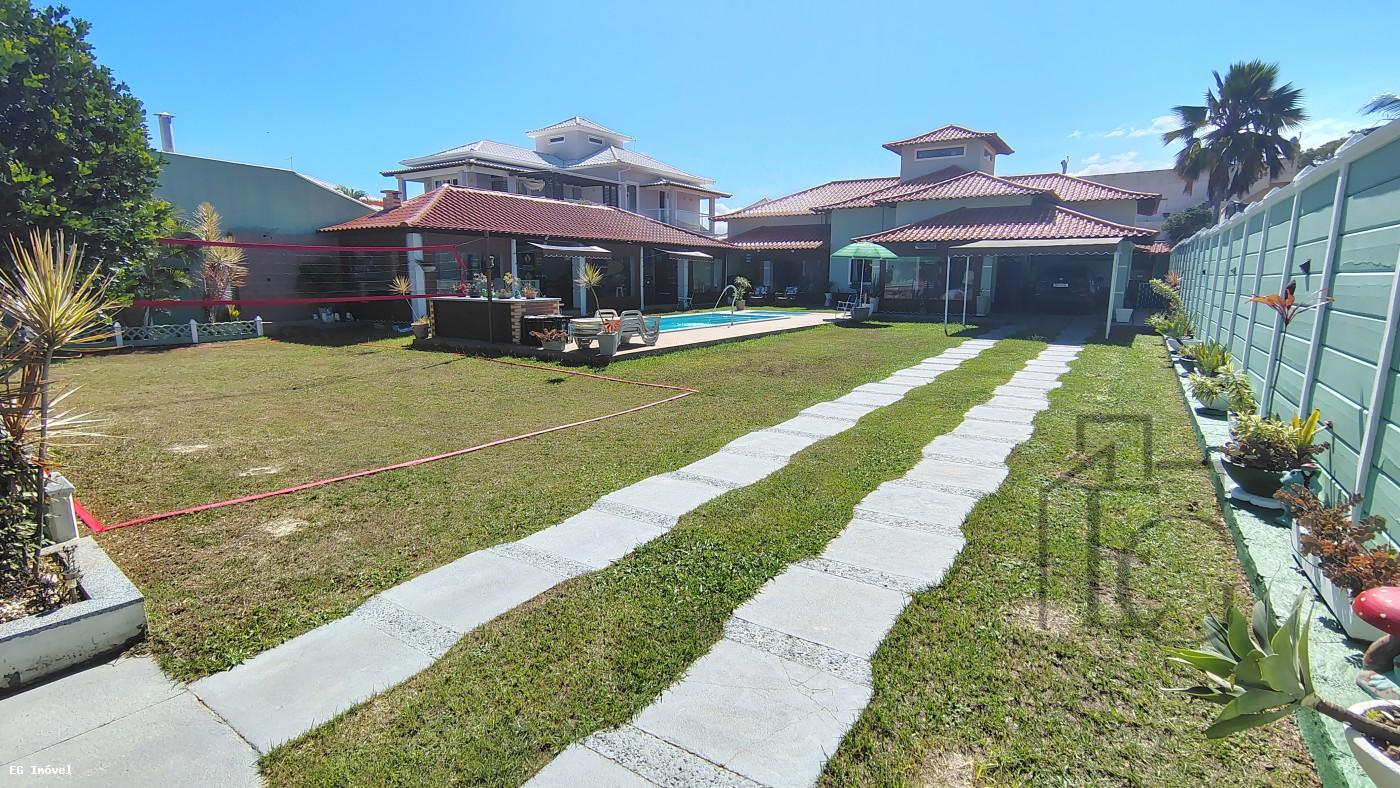 Casa, 6 quartos, 196 m² - Foto 1