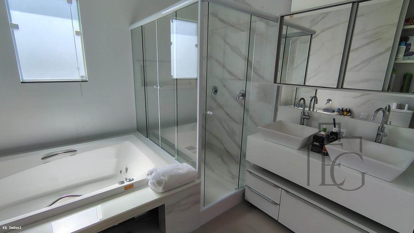 Casa, 4 quartos, 280 m² - Foto 26